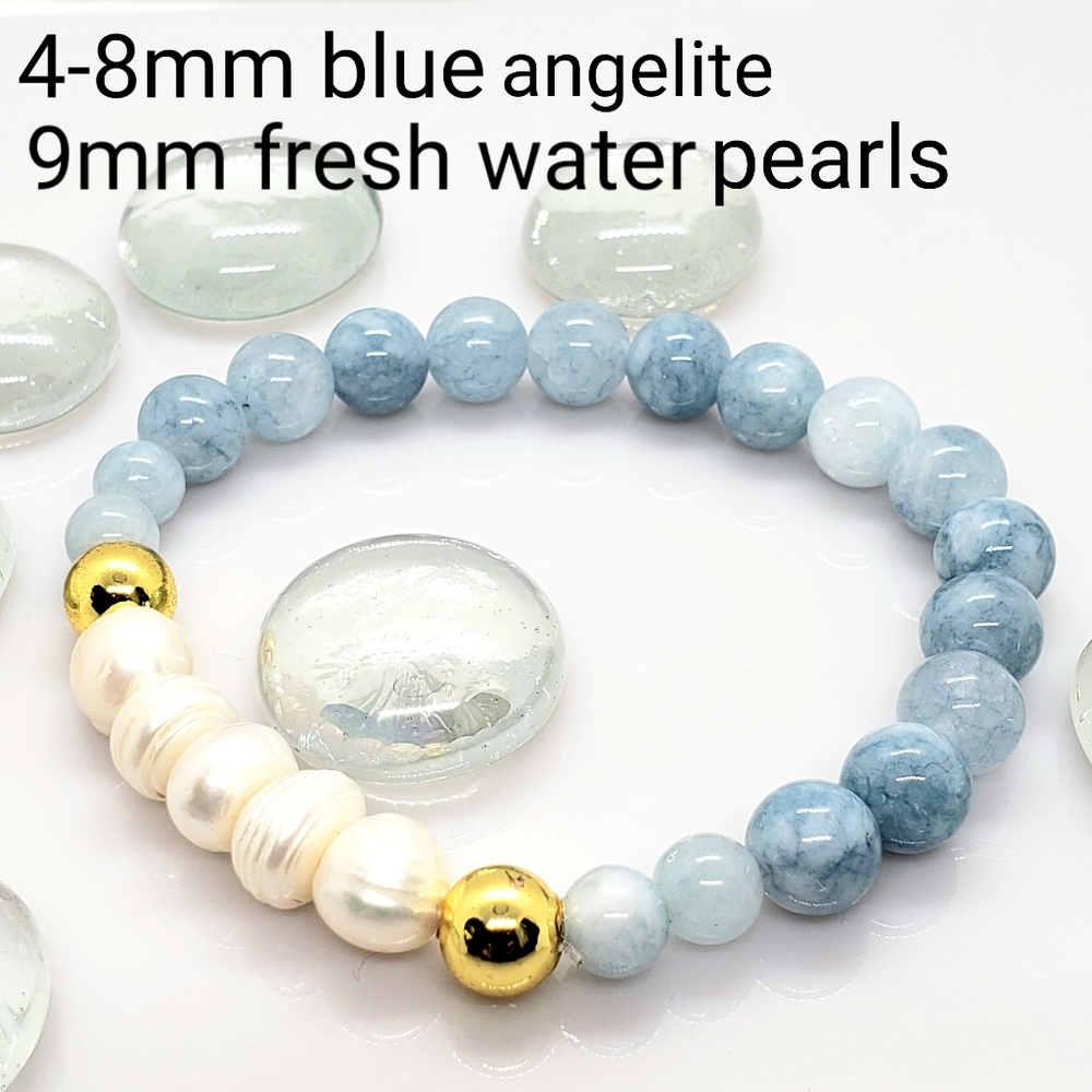 Handcrafted natural stone & fresh water pearls stretch bracelet